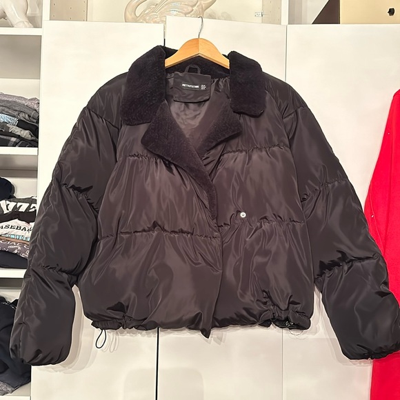 Cute black puffer jacket!! - Picture 1 of 6